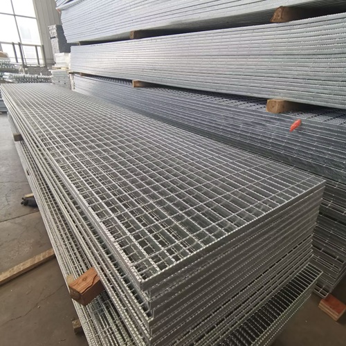 車庫(kù)鋼格柵系統(tǒng)：立體空間與承重性能的完美平衡