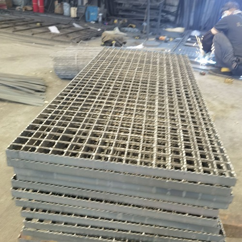 鋼格板在工業平臺中的應用要點